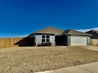 Photo - 920 Queen St