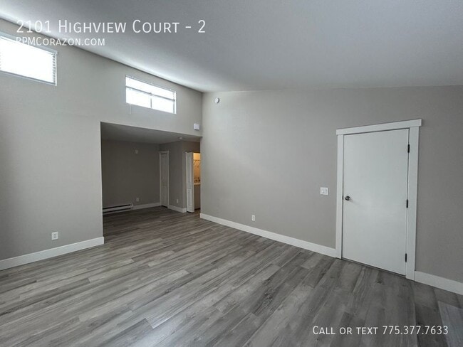 Photo - 2101 Highview Ct