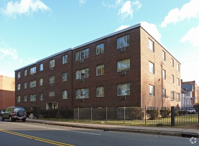1580 Broad Street - 1580 Broad St
