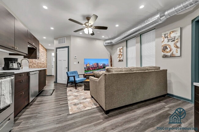 Building Photo - Furnished 2-Bedroom, 2-Bath Apartment near the Medical Campus Unit 2B
