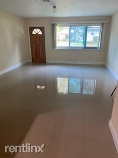 Photo - 3 br, 2 bath House - 4617 SW 24th Ave