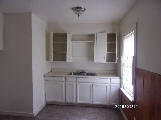 Photo - 3 bdrm 1 bath