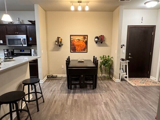 5192 Sassafras Dr Unit 308