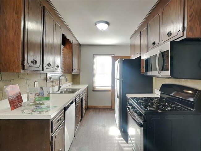 Photo - 5606 N Bryant Ave