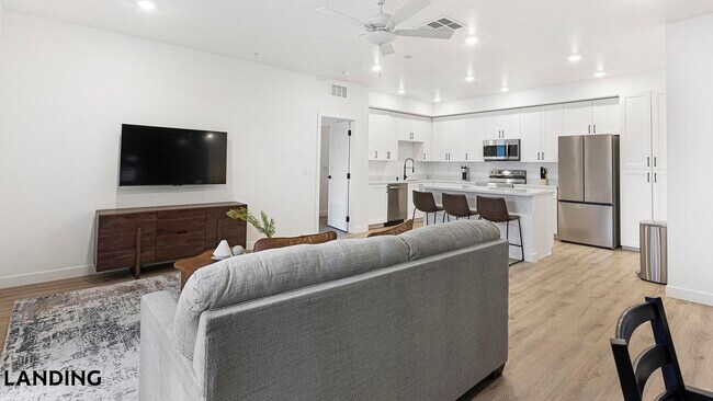 2555 N Rancho Dr Unit 2064