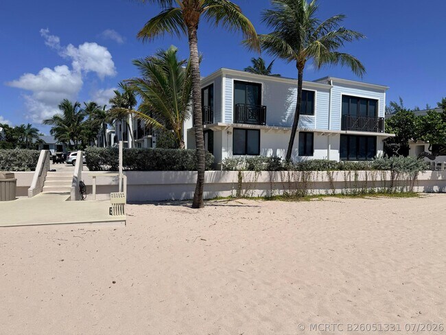 1598 S Ocean Ln Unidad 218