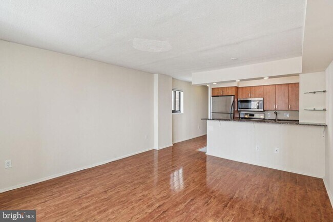Photo - 1420 Locust St Unidad 28H-R
