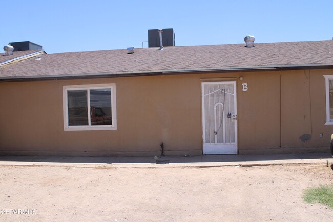 Building Photo - 1368 Reid Rd
