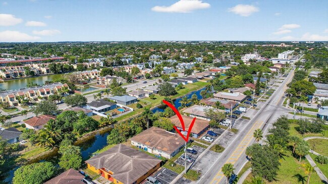 Building Photo - 1767-1773 NW 55th Ave Unit 1773