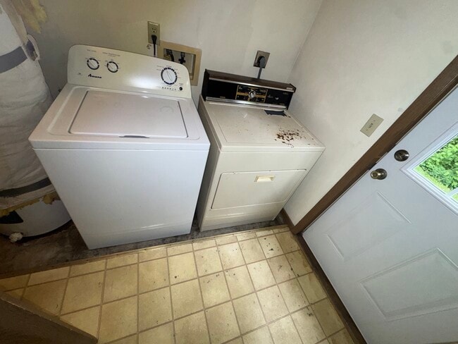 Photo - 1815 3rd St E