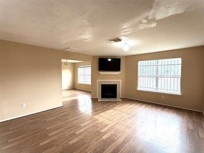 Photo - 9023 Kalewood Dr