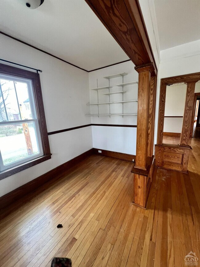 Photo - 60 Pulver Ave