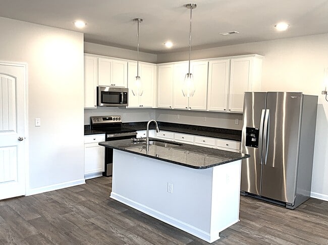 Photo - 3184 Emberly Dr