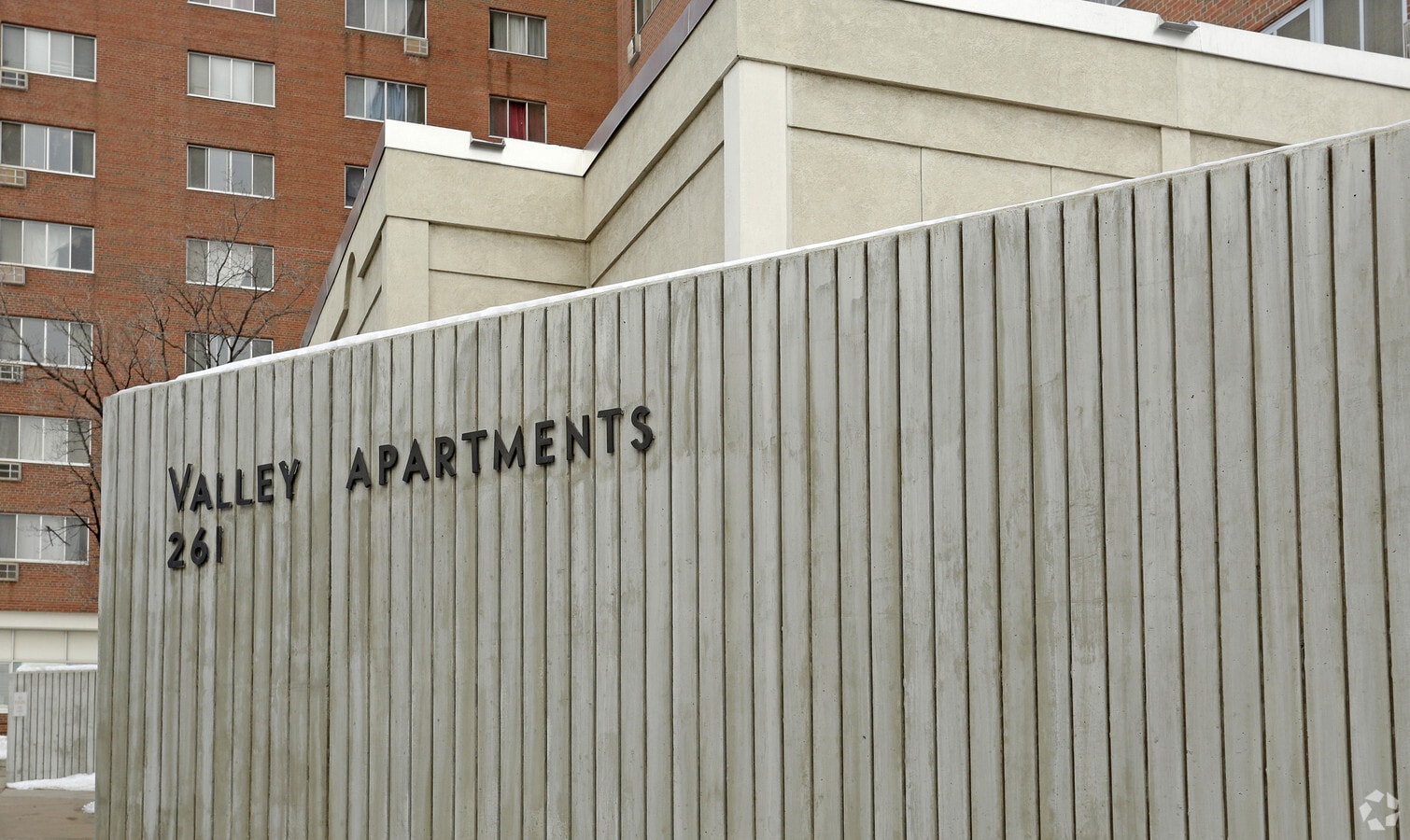 Photo - Valley Hi-Rise