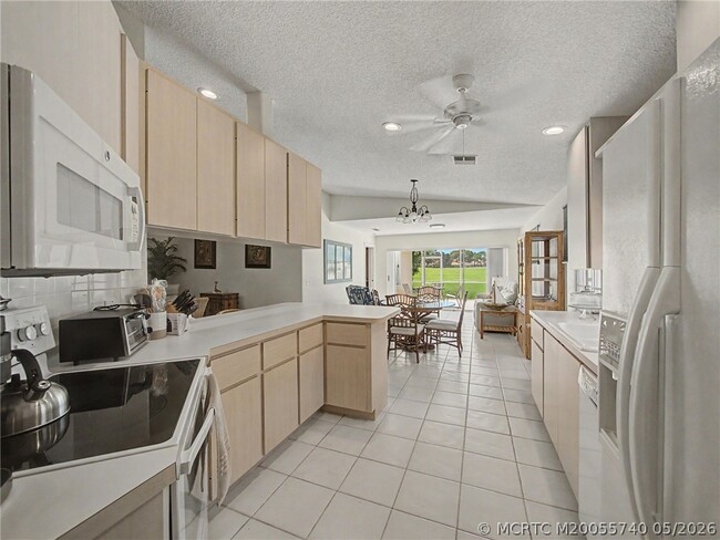 Photo - 8357 SE Double Tree Dr