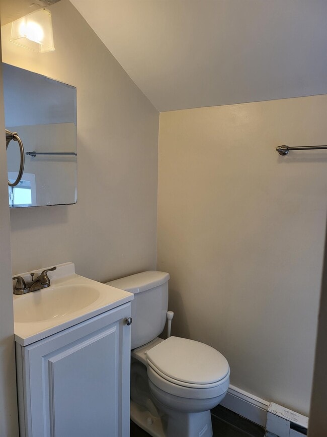 Photo - 110 E South St