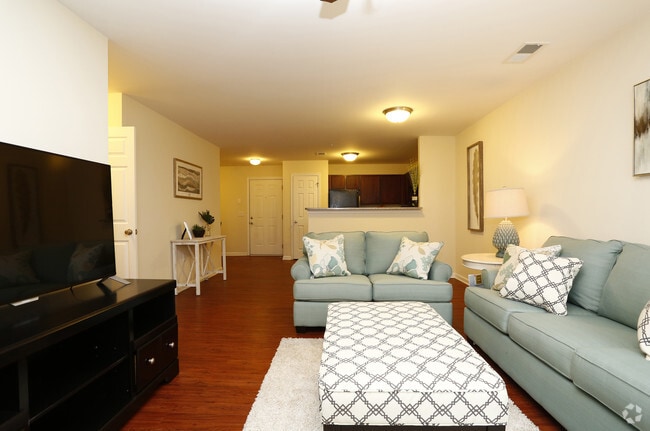 2BR, 2BA - 1380sf- Living Area