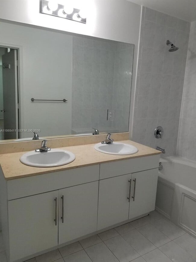 Photo - 40 Calabria Ave Unit 101