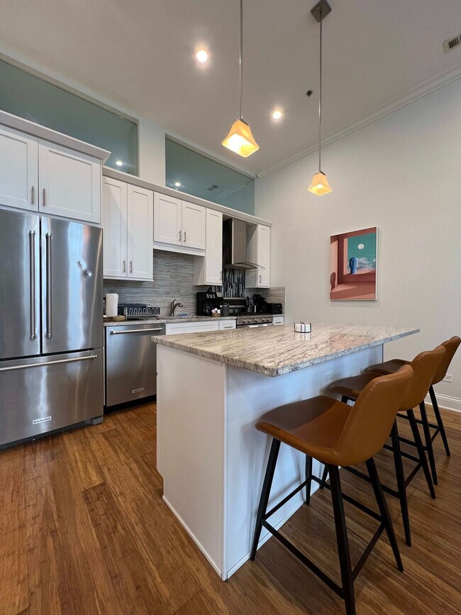 33 S Ashland Ave Unit SI ID1026689P