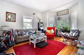 Building Photo - 166 Raymond St Unit 166L