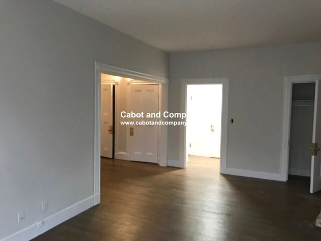 Photo - 473 Beacon St Unidad 4F