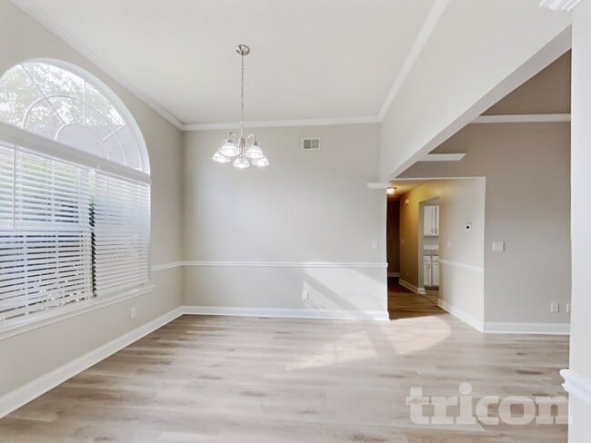 Photo - 602 Chartwell Ct