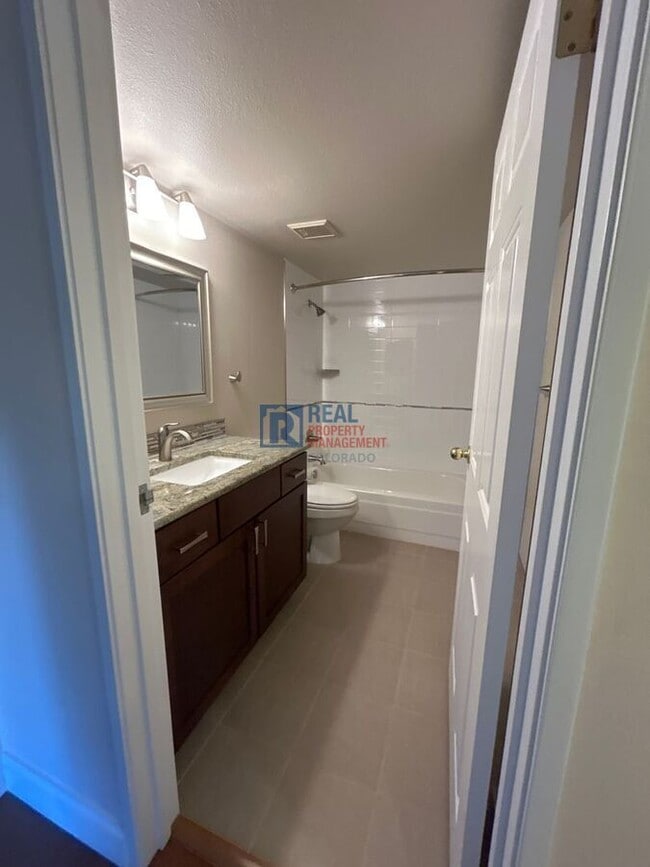 Photo - 13961 E Marina Dr Unit 314