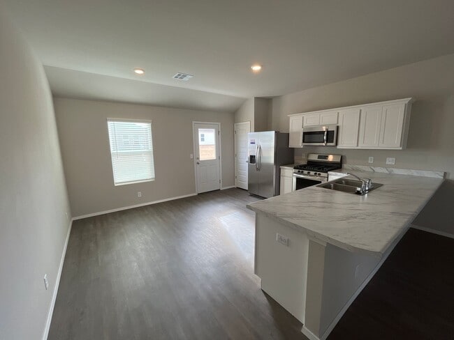Photo - 1111 W Abilene Rd