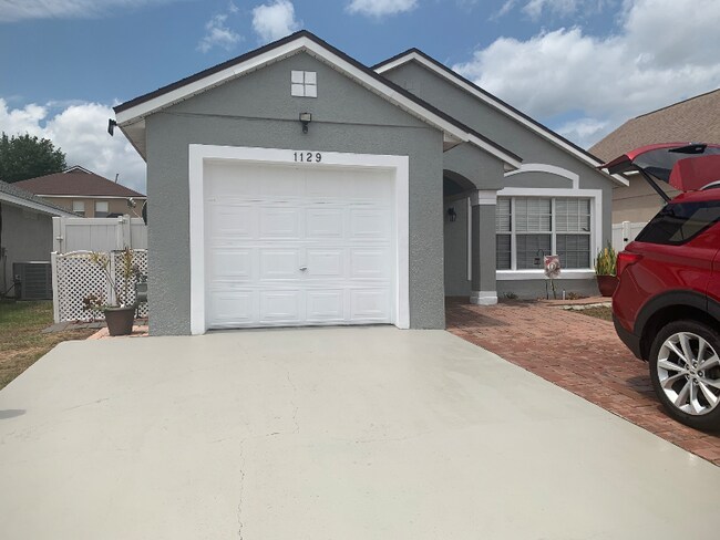 Photo - 1129 Belvoir Dr