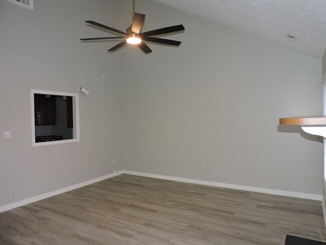 Photo - call 804-642-2106