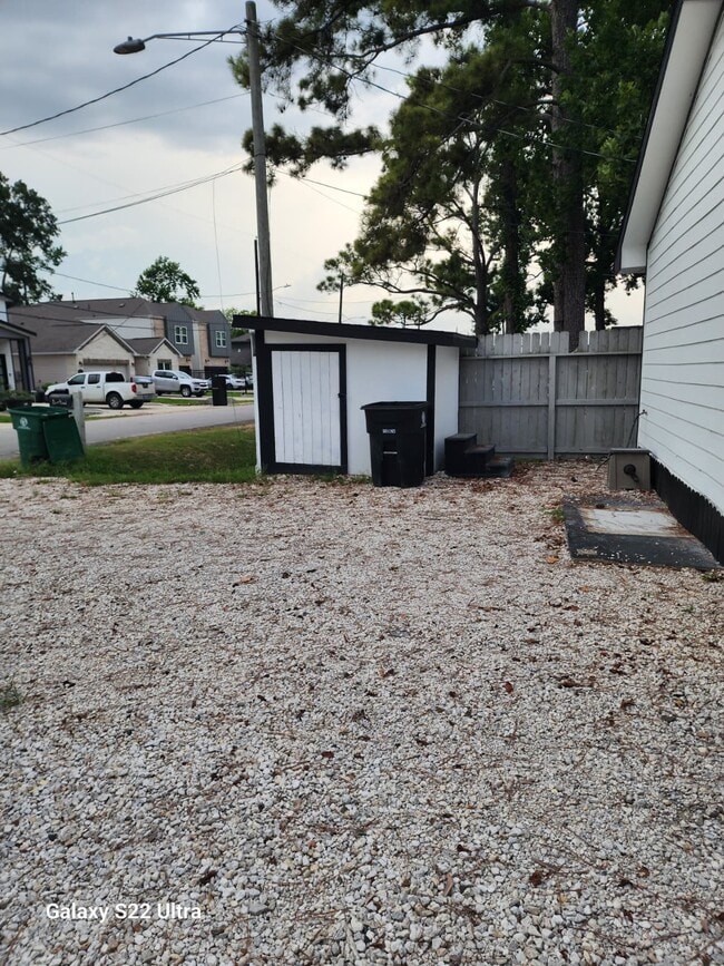 Photo - 6239 Carver Rd
