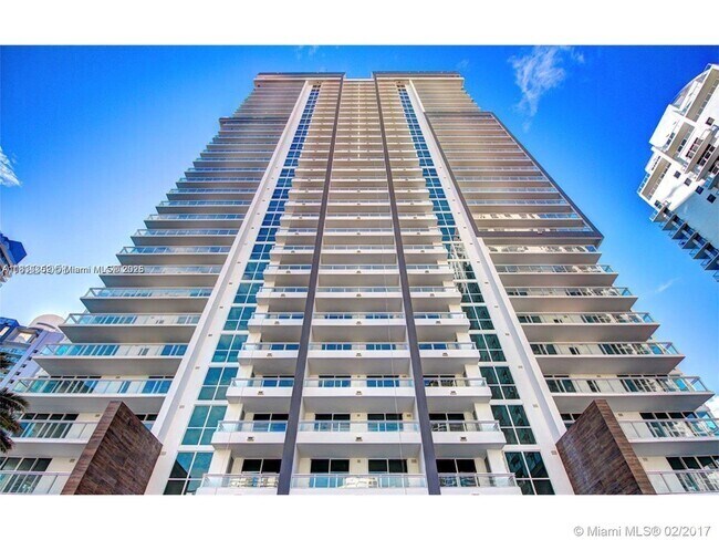 Building Photo - 1080 Brickell Ave Unit 2405 Rental