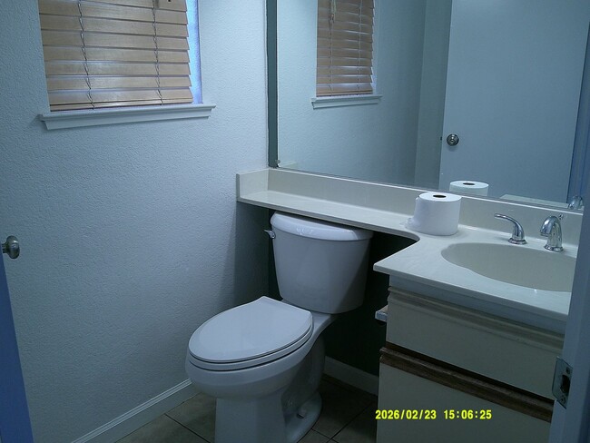 Photo - 4 bedroom in Dixon with spacious back yard