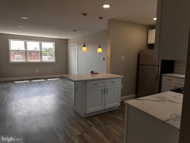 Photo - 1441 Vista St