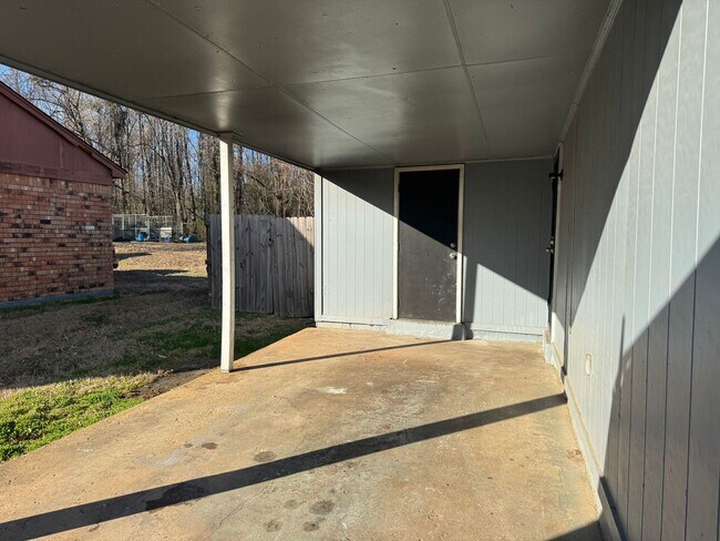 Photo - 1274 Parkrose Rd