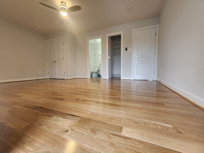 Photo - 6004 Columbia Pike