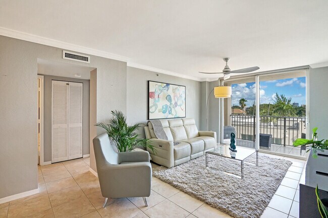 Photo - 1801 N Flagler Dr Unit 436