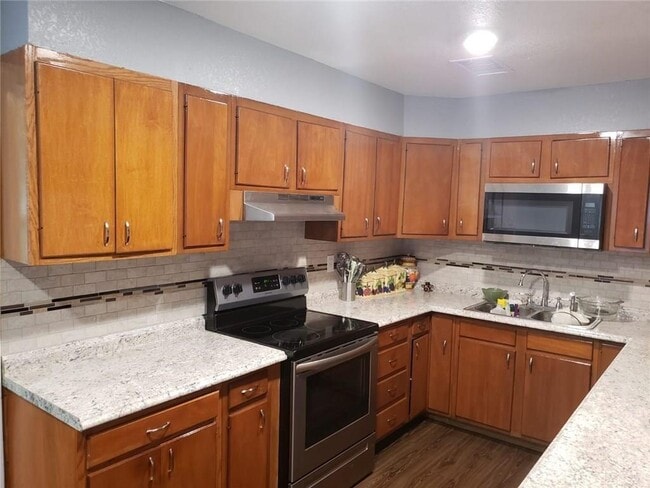 Photo - 18901 Hogeye Rd