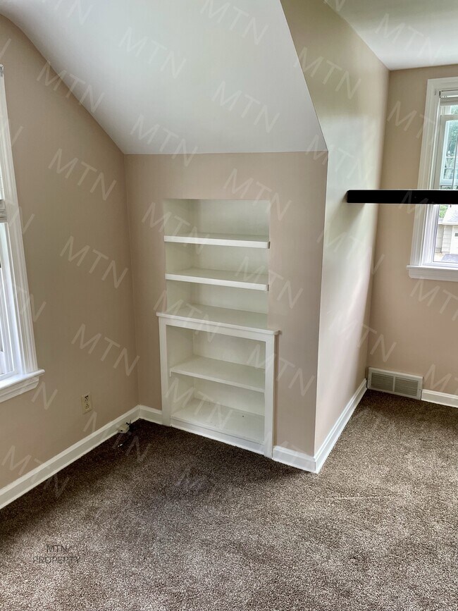 Photo - 2017 E 41st St Unit 2017 E. 41st UP