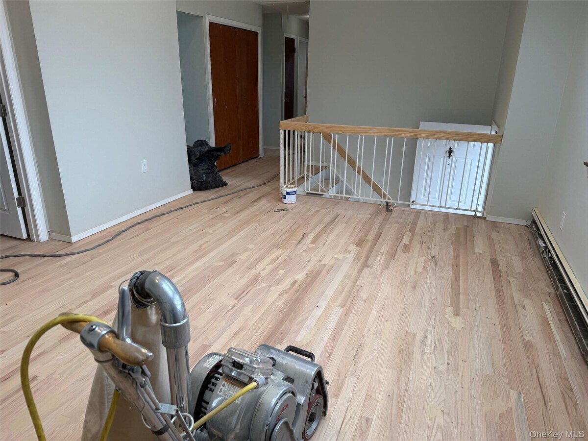 Photo - 3 Midwood Ave