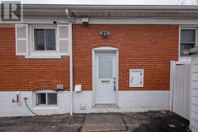Photo - 116 Earlton Rd
