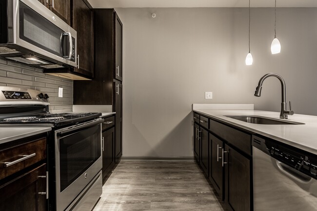 Bella Vista Apartments