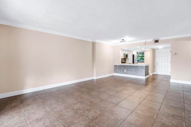 Photo - 5200 NW 31st Ave Unidad 141