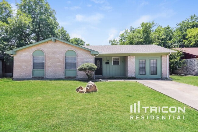 1102 Foxe Basin Drive Garland TX - 1102 Foxe Basin Drive Garland TX House
