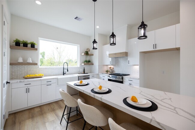 Photo - 4008 Yellowstone Blvd