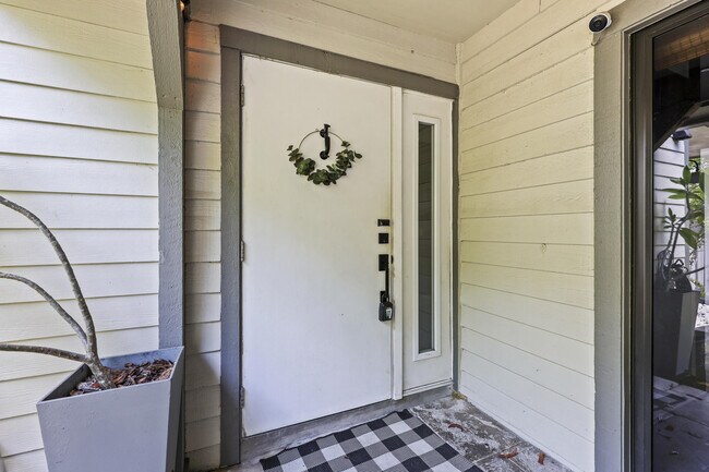 Photo - 13400 Bedford Mews Ct