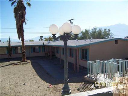 Building Photo - 66399 5th St Unit 4 Rental