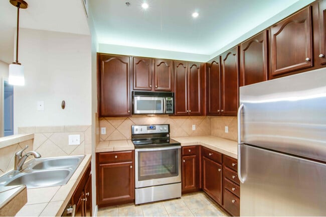 Photo - 2133 Krisron Rd