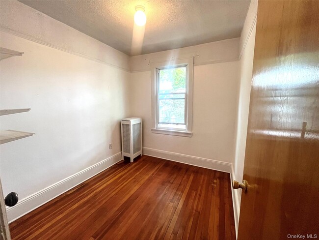Photo - 80-54 160th St Unit HSE