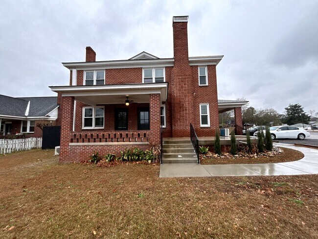 Photo - Pre-Leasing for the 26-27 School Year! - A...